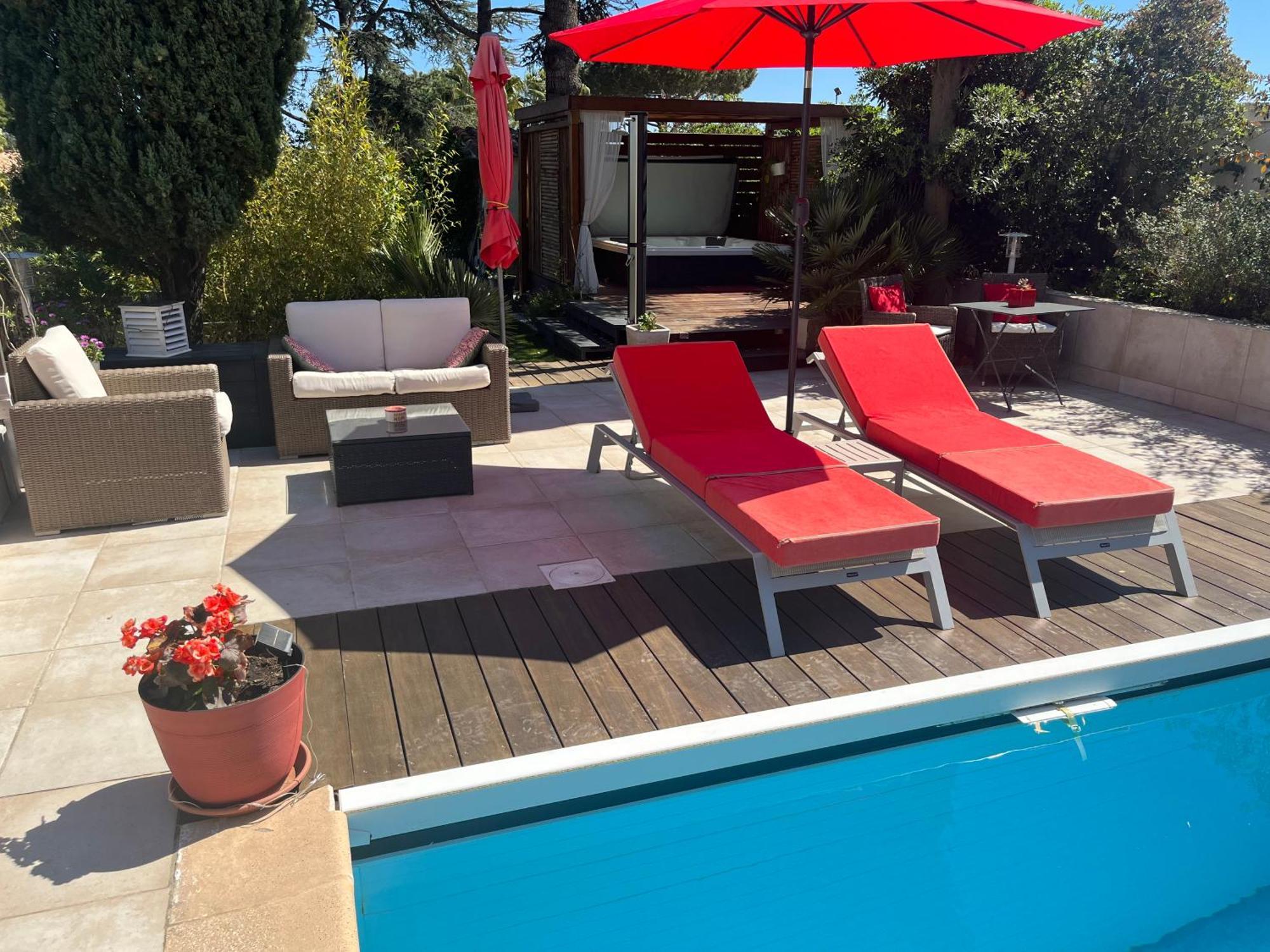 La Demeure Des Cedres & Spa, Suites & Loft Premium (Adults Only) 阿格德 外观 照片
