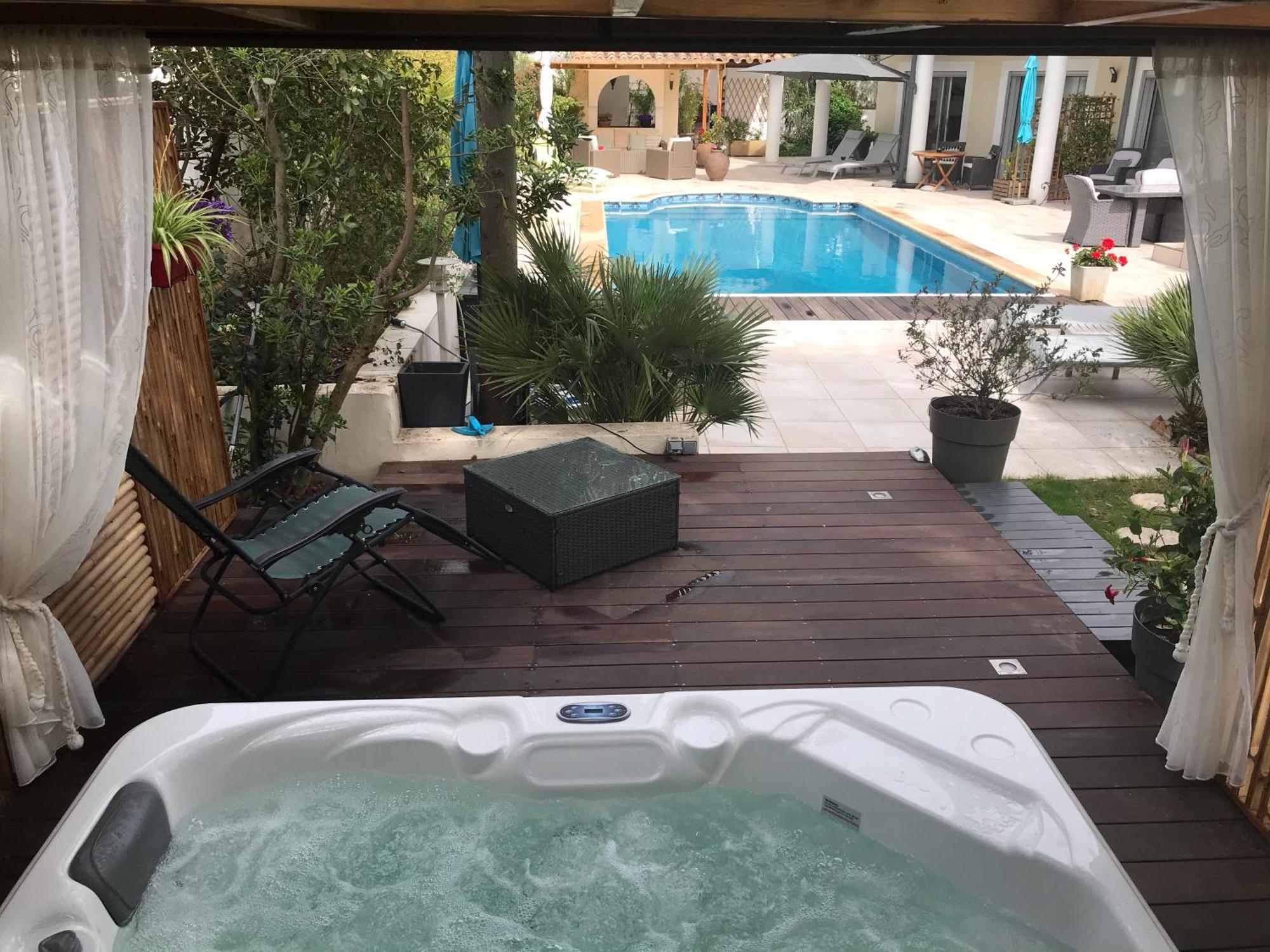 La Demeure Des Cedres & Spa, Suites & Loft Premium (Adults Only) 阿格德 外观 照片